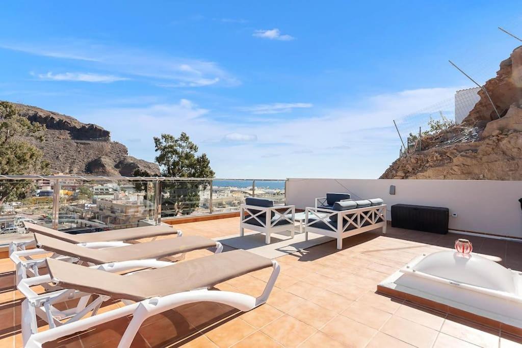 Rivera Del Puerto Luxury Penthouse With Great Terrace And Sea View プエルト・デ・モガン エクステリア 写真